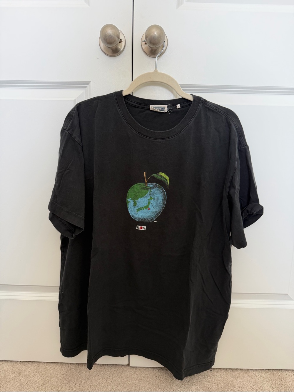 Kith Black Short-Sleeve Tee with Apple Globe Graphic